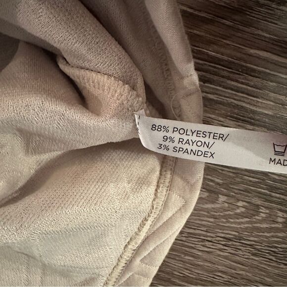 Tuckernuck Sand Funnel Ally Swing Sweatshirt New - Picture 6 of 7